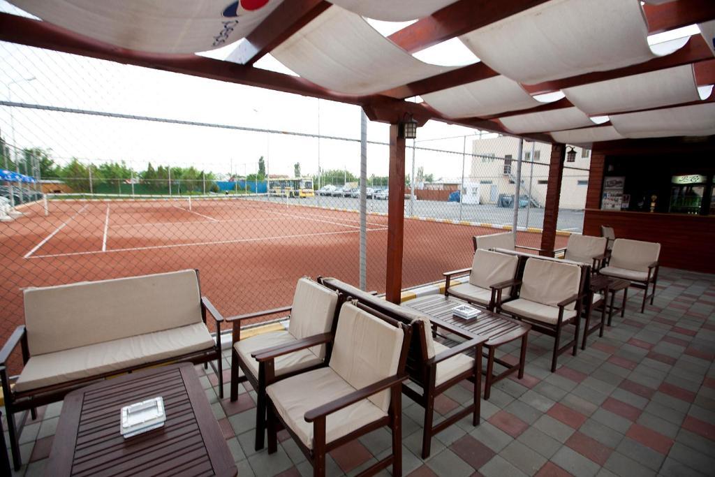 Hotel Rin Airport 4*