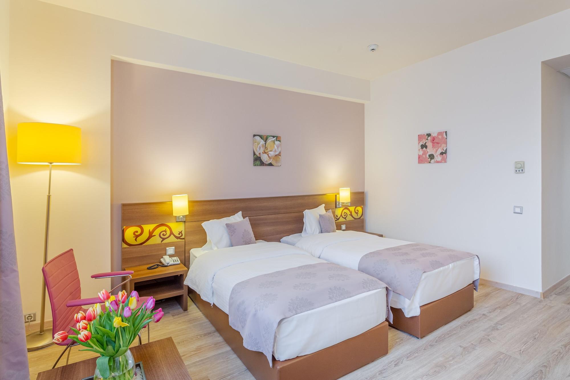 Rin Airport Hotel 4*