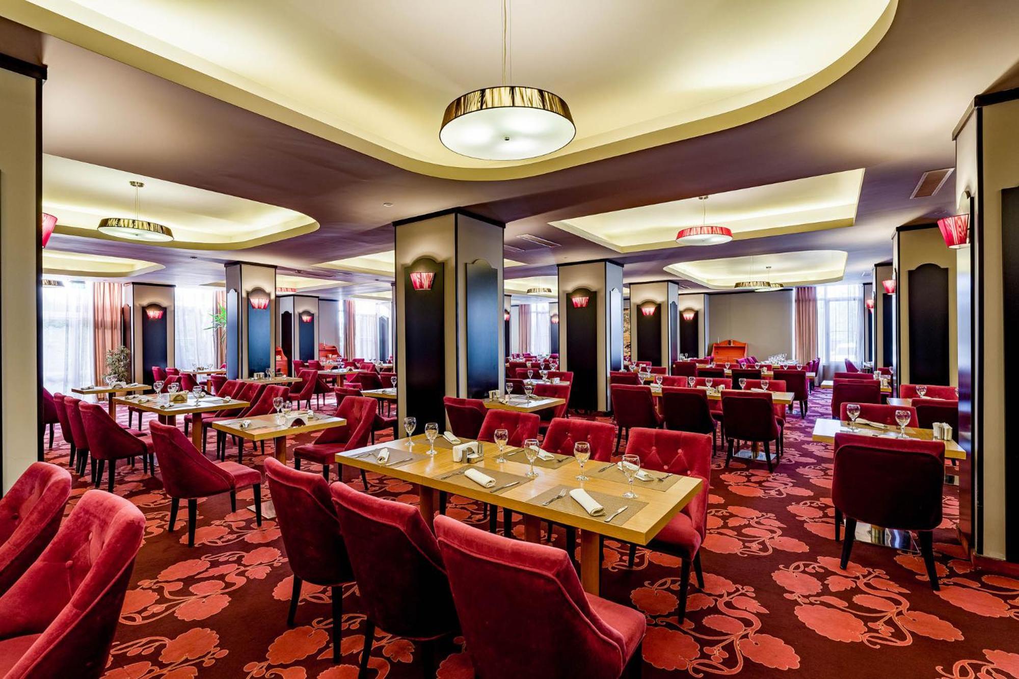 Rin Airport Hotel 4*