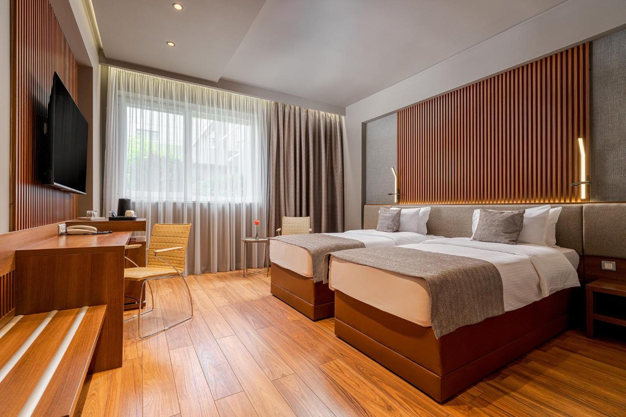 Hotel Rin Airport